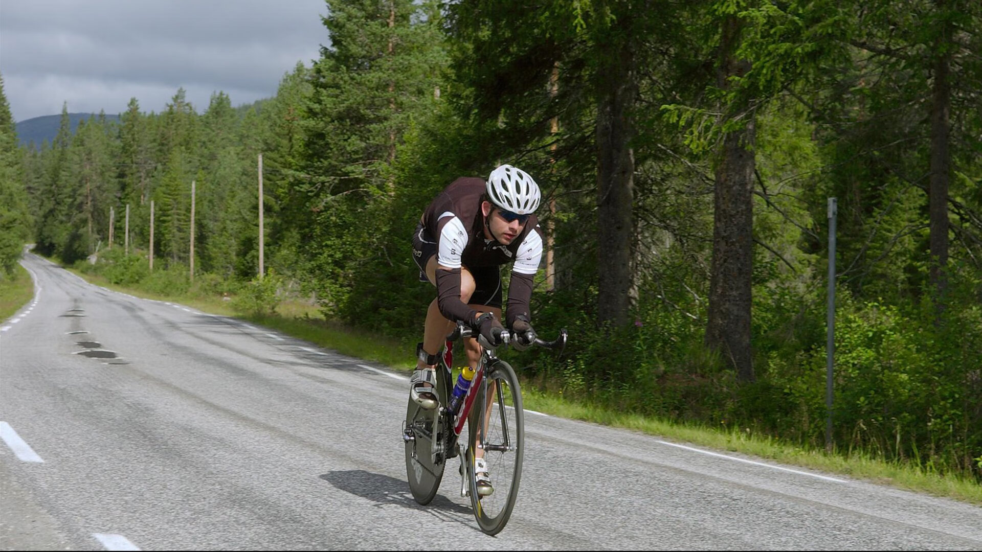 拜仁锋线新星逆天表现,带领球队持续发力,拜仁锋线新星逆天表现,带领球队持续发力