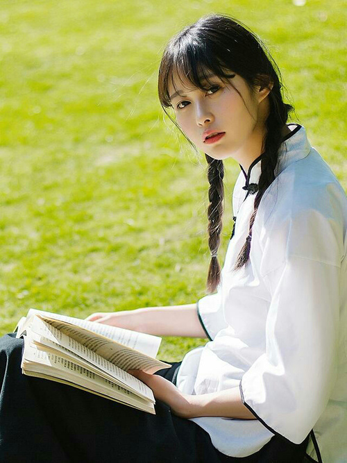 比利时马术协会举办国际马术科技大会，推动行业技术交流与合作。