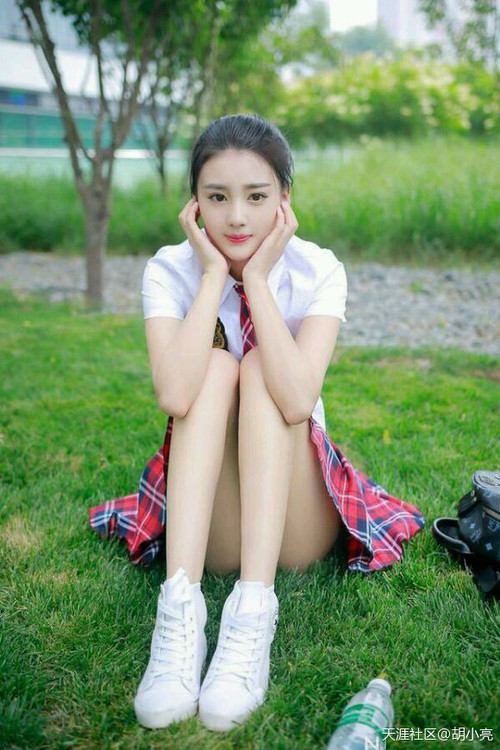 里昂俱乐部在关键比赛中大胜,巩固领先优势,里昂俱乐部官网