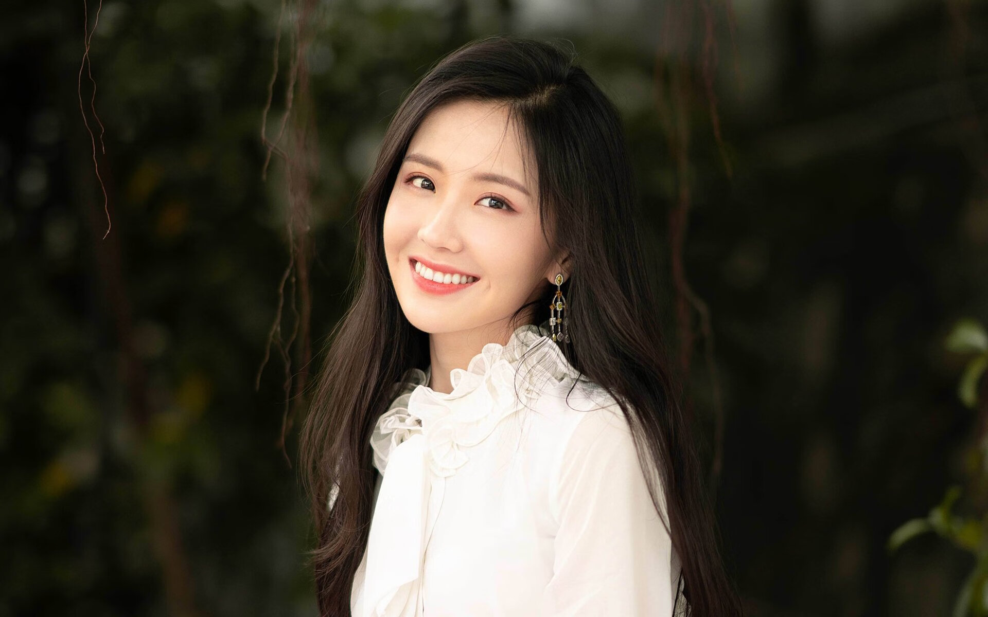 朱婷面对质疑表示更愿用表现回应,朱婷已经尽力